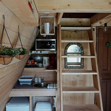 Le Chalet Tipi Avec Jacuzzi Et Jardin Труа Экстерьер фото