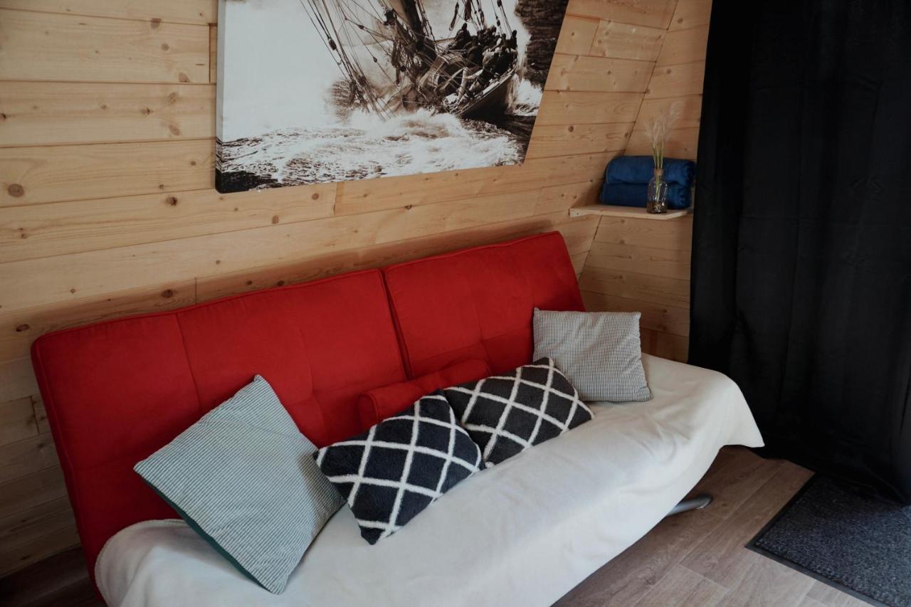Le Chalet Tipi Avec Jacuzzi Et Jardin Труа Экстерьер фото